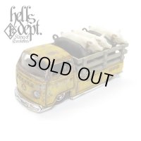 KATSUNUMA SEISAKUSYO 【VOLKSWAGEN T2 "PIG UP" TYPE-5 (FINISHED PRODUCT)】YELLOW/RR