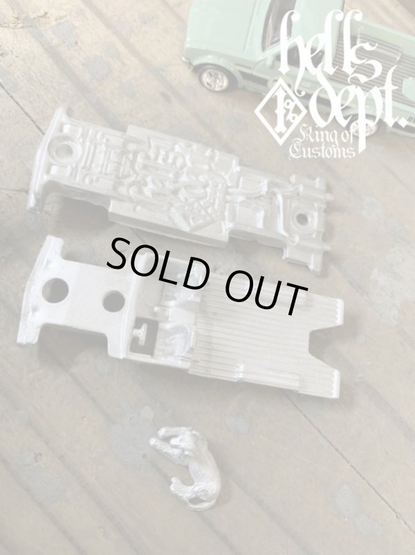 Photo1: REDRUM 【DATSUN 620 "LOW DOWN CUSTOM " CHASSIS (CUSTOM PARTS)】(WHITE METAL) (1)