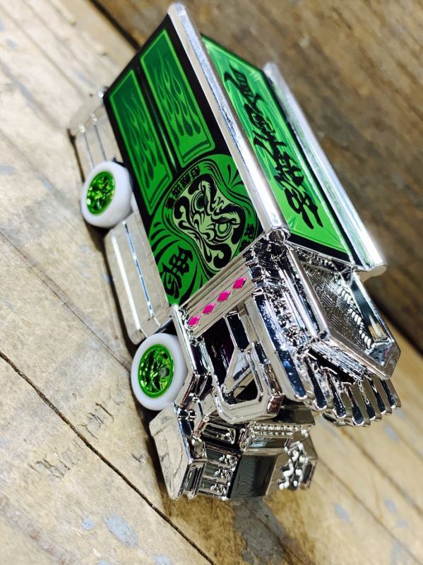 Photo: PRE-ORDER - JDC13 【HELLS DEPT RAIJIN EXPRESS "JIGOKU DEKOTORA" (FINISHED PRODUCT) with BONUS STICKER】GREEN/RR (EXPECTED SHIP DATE JUN 15, 2021)